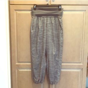 Lululemon grey jogger pants